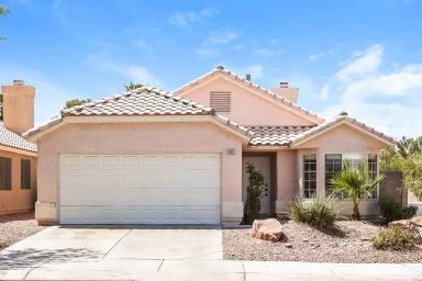Main picture of 4565 Savin Cir