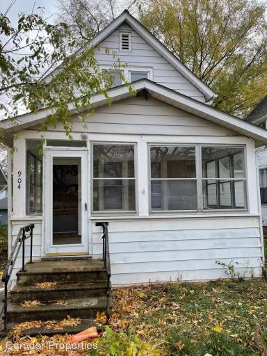 Main picture of 918 Lafond Ave