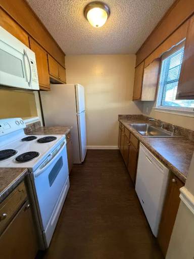 Main picture of 7703 Kipling St