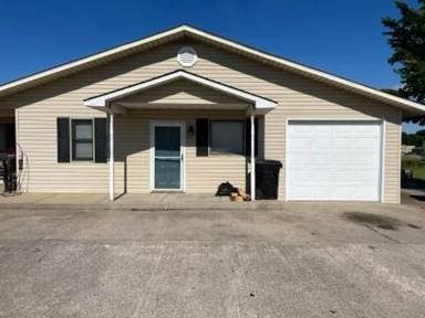 Main picture of 1100 E 8th St