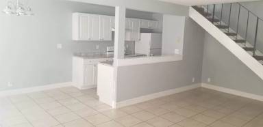 Main picture of 721 W Tiffany Dr