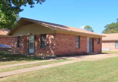 Main picture of 807 Oakwood St