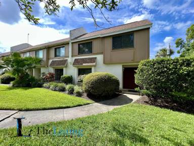 Main picture of 155 Lago Vista Blvd