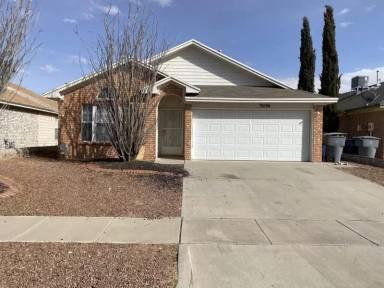 Main picture of 3056 Oak Crest Cir