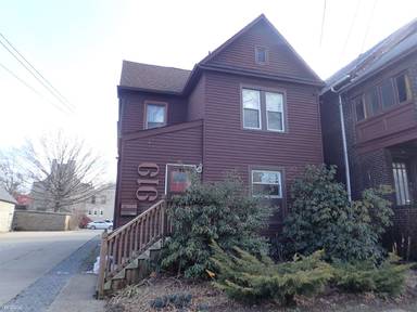 Main picture of 919 Plum St