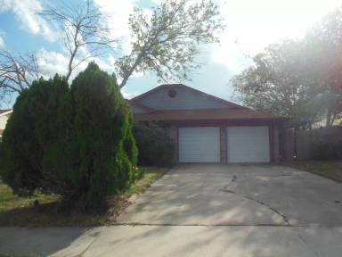Main picture of 2100 Hinkle Ave