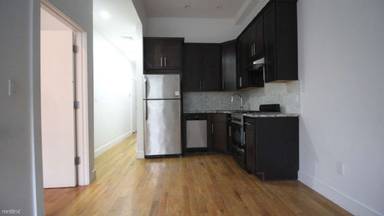 Main picture of 367 Franklin Ave