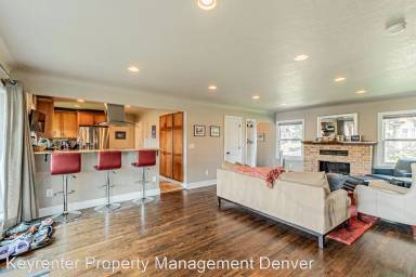 Main picture of 4720 W 31st Ave
