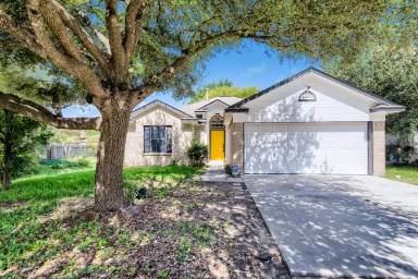 Main picture of 1161 Brandi Cir