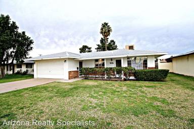Main picture of 3822 W Lawrence Rd