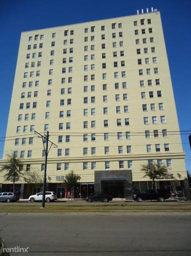 Main picture of 1205 St Charles Condominium