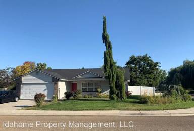 Main picture of 502 Hampton Cir