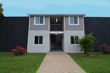 Main picture of 704 McMakin St