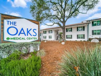 Main picture of The Oaks at Medical Center