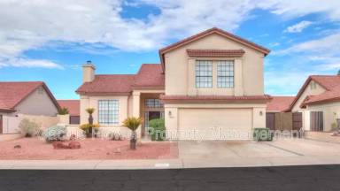 Main picture of 13204 S 38th Pl