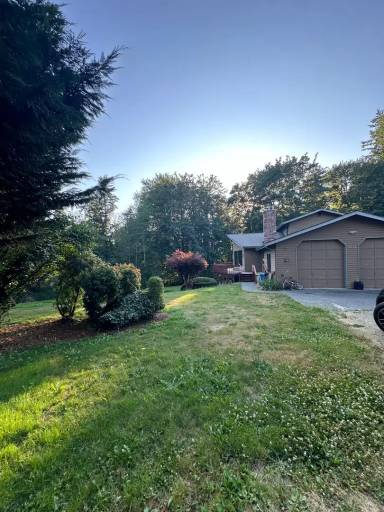 Main picture of 17130 SE 134th St
