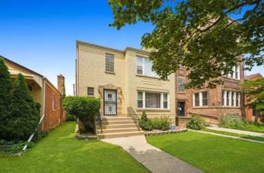 Main picture of 10324 S Vernon Ave