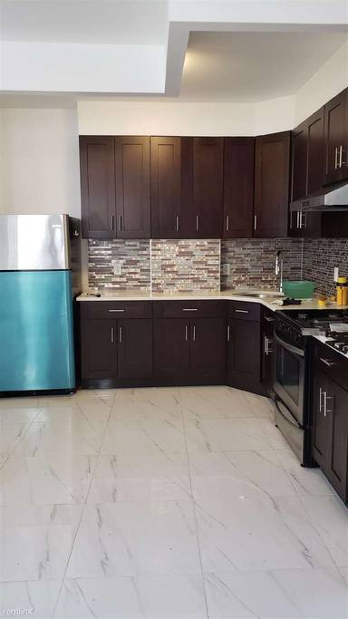 Main picture of 2402 82nd St