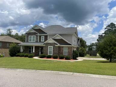 Main picture of 426 Preakness Ln