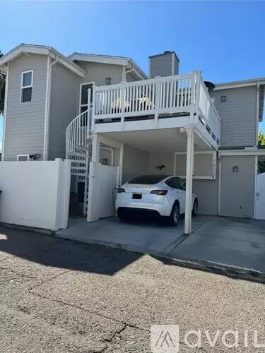 Main picture of 7425 Draper Ave