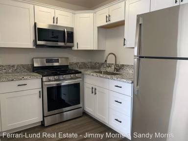 Main picture of 865 Willow St