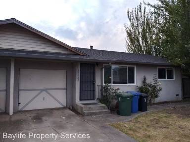 Main picture of 37123 Walnut St