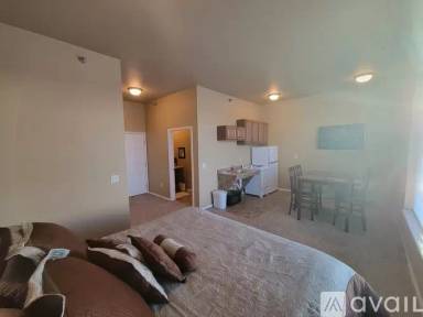 Main picture of 705 S 8th Ave