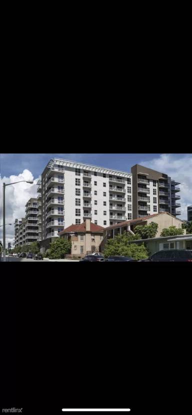Main picture of Blu27 at Edgewater
