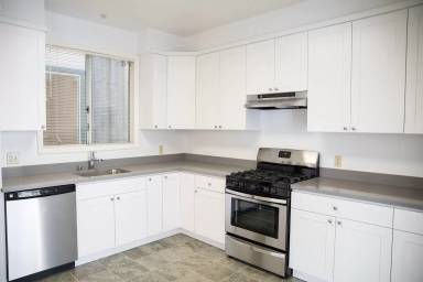 Main picture of 747 19th Ave