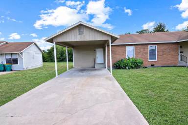 Main picture of 1608 Kelly Dr