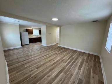 Main picture of 3084 Hope Pl