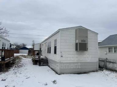 Main picture of 36 4th Ave W