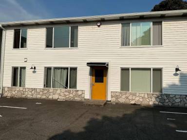 Main picture of 3430 SE 68th Ave