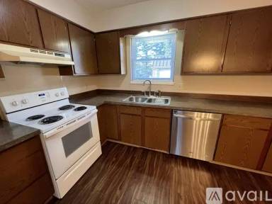 Main picture of 3520 Weiss St