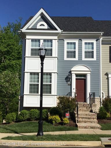Main picture of 255 Buckeye Cir