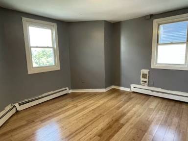 Main picture of 110 Clark St