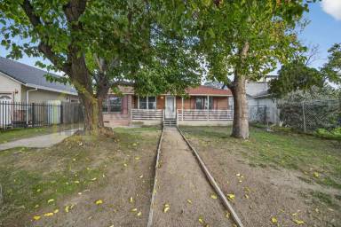 Main picture of 3816 Natoma Way