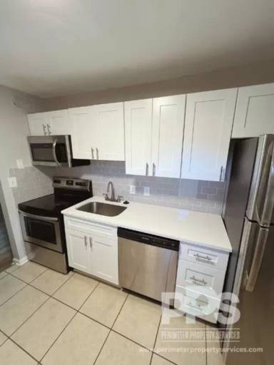 Main picture of 658 John Wesley Dobbs Ave - 02 - ER