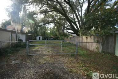 Main picture of 1714 Round Pond Ave