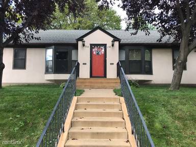Main picture of 5732 Nicollet Ave