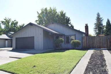 Main picture of 7071 Woodmore Oaks Dr