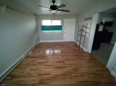 Main picture of 142 Bradford Ave
