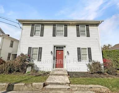 Main picture of 339 E Derry Rd