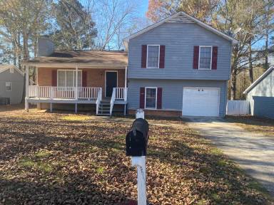 Main picture of 7877 Taylor Cir