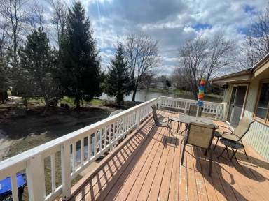 Main picture of 331 Maunesha Dr