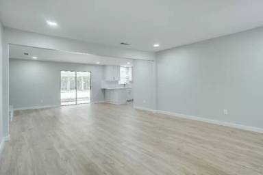 Main picture of 7134 Aster Dr