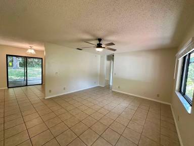 Main picture of 745 Tumblebrook Dr