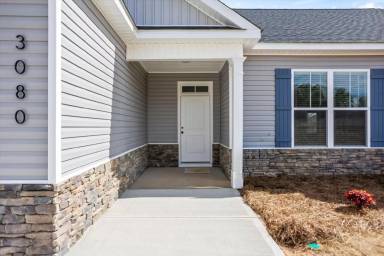 Main picture of 3080 Basil Ln