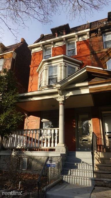 Main picture of 5045 Spruce St