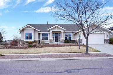 Main picture of 10071 Clovercrest Dr